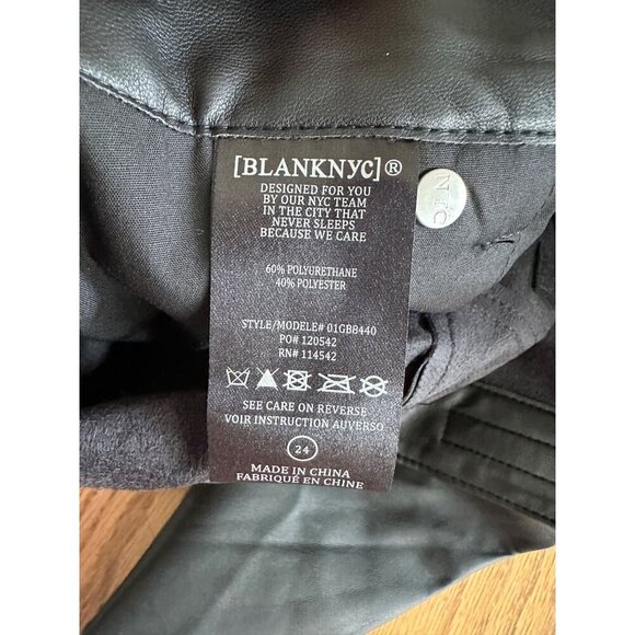Blankly NYC Womens Black Faux Leather Flare Shorts In Stunner Move Size 24 - Picture 11 of 12